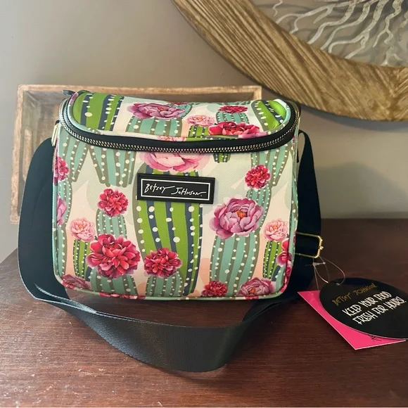 Betsey johnson top cactus backpack